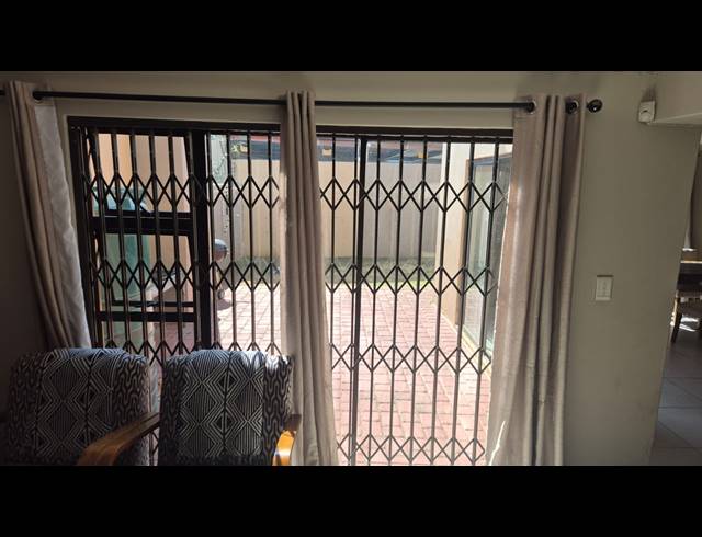 3 BEDROOM DETACHED FOR SALE IN SONNEVELD